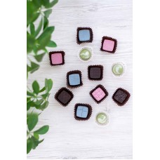 Цукерки пралінові з кероба, Август Цукерки пралінові з кероба, Август